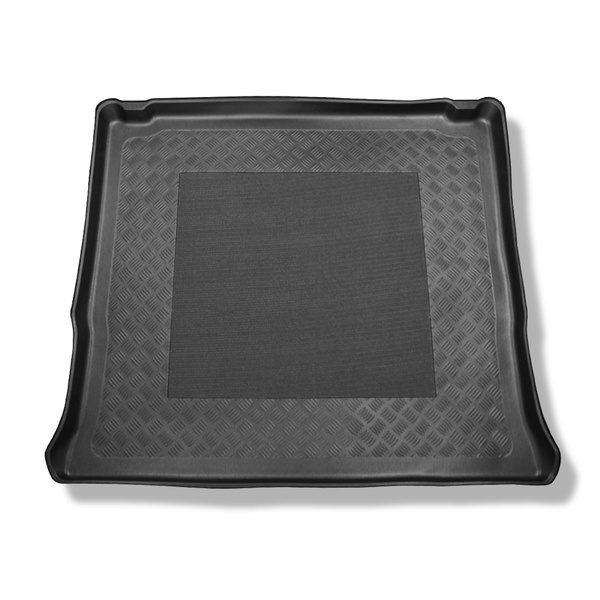 Tapis de coffre adapté pour Opel Vivaro B Van (09.2014-02.2019) - bac de coffre - protection de coffre voiture - version pour le transport de passagers (break / tour); derriere 3e rangée de sieges; version longue (Long); sièges non coulissants, montés sur